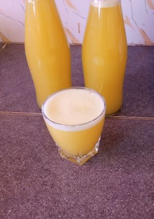 A picture of Pineapple Ginger juice.