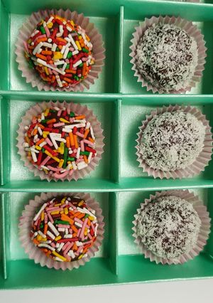 A picture of Chocolate truffels.