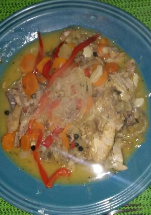 Una foto de Pollo al escabeche