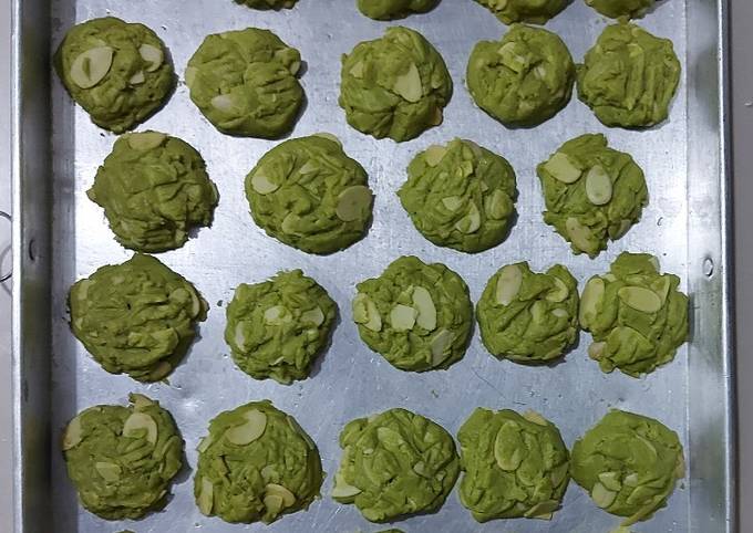 Green Tea Almond Cookies