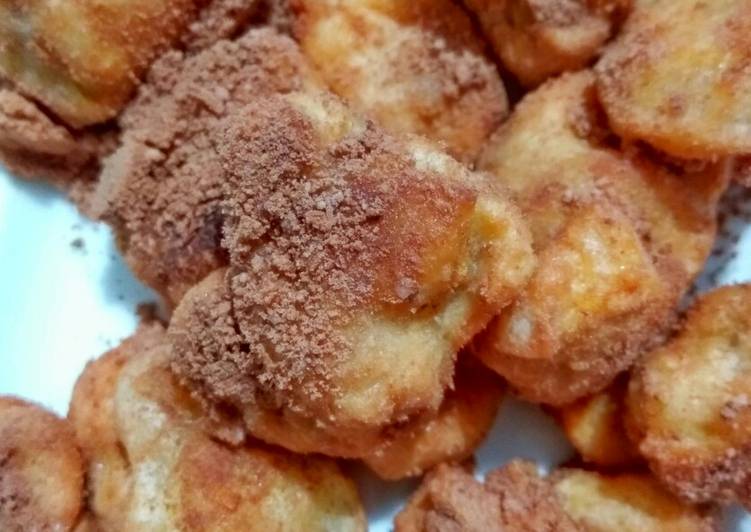 Pisang goreng tabur milo