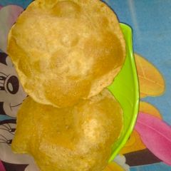 A picture of Ajwain puri.
