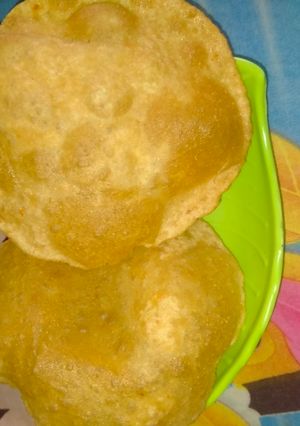 A picture of Ajwain puri.