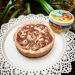 A picture of No bake Oreo Mocha Cheese Cake.