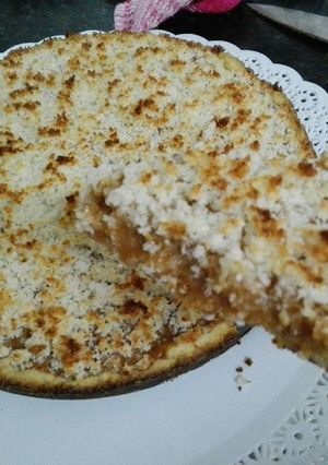 Una foto de Torta de coco y dulce de leche