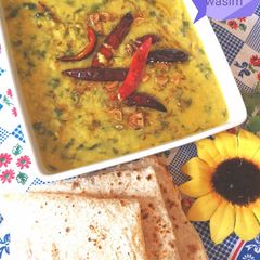 A picture of Daal Palak.