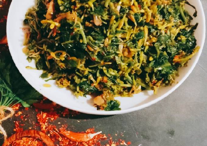 Standar Resep praktis bikin &#34;Tumis bunga pepaya daun ubi&#34;👍😘❤️ yang sedap