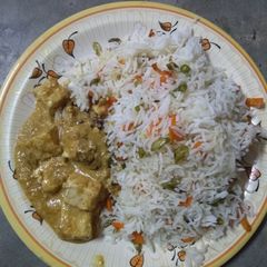 A picture of Paneer masala.