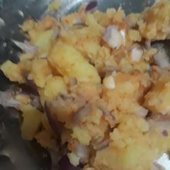 Potato masala stuffing A picture of Potato masala stuffing.