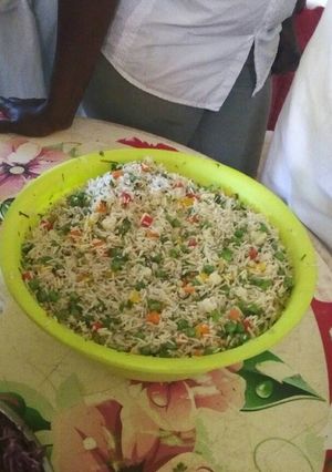 A picture of Rice salad.