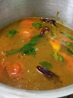 தக்காளி ரசம்✨(tomato rasam recipe in tamil) செய்முறை முக்கிய புகைப்படம்