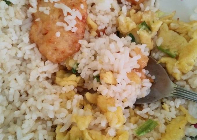 Cara Gampang Membuat Nasi Goreng Simple Anti Gagal