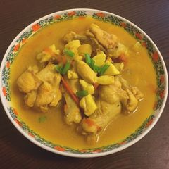 A picture of Turmeric drummets soup.