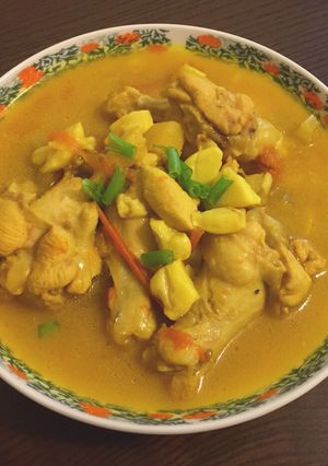A picture of Turmeric drummets soup.