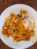 Fideos thai con pollo