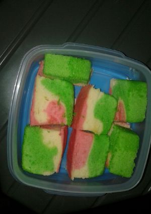 Foto resep Bolu Pelangi 3 Telur