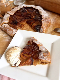 Una foto de Galette de manzana