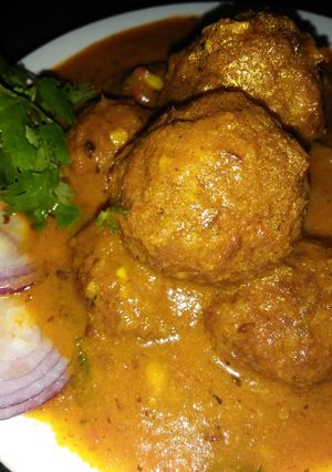 लौकी के कोफ्ते (Lauki ke kofte recipe in Hindi) रेसिपी मुख्य फोटो