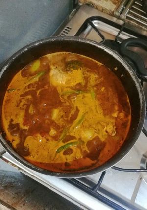 Una foto de Pepian de pollo fácil y rápido