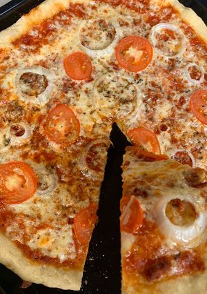 Foto resep Pizza Panggang Renyah dan Enak