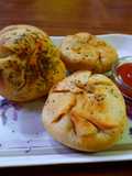 पिज़्ज़ा बॉम्ब (Pizza Bomb recipe in Hindi)