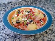Una foto de ensaladas de patatas