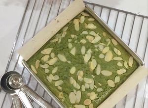 Foto resep Almond Matcha Brownies
