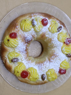 Una foto de Rosca de Pascua con levadura seca