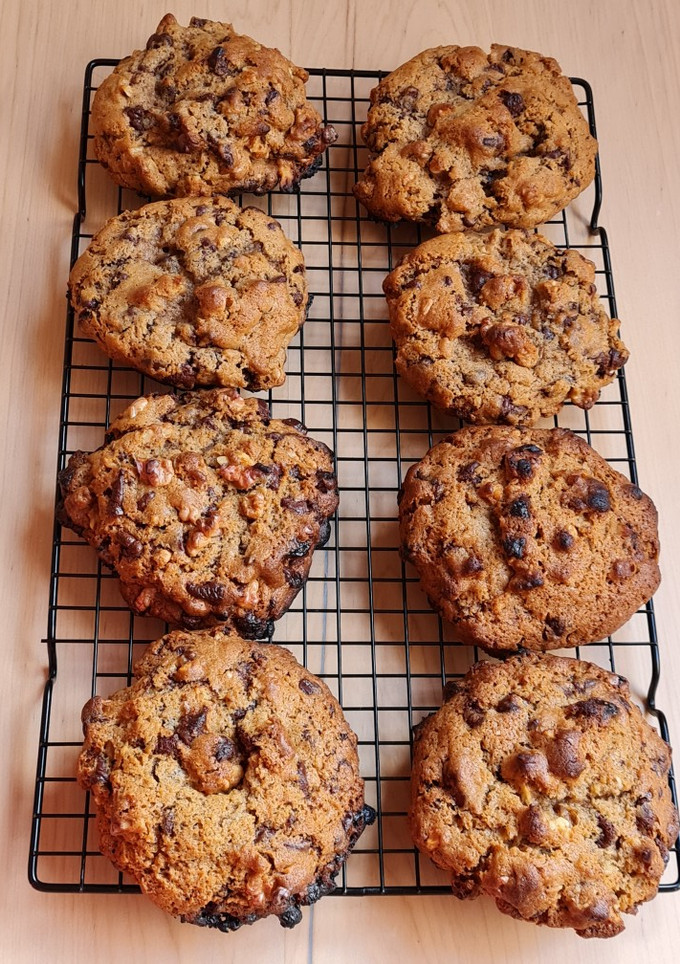Una foto de Cookies estilo Levain Bakery 🇺🇸 galletas de chocolate y nuez
