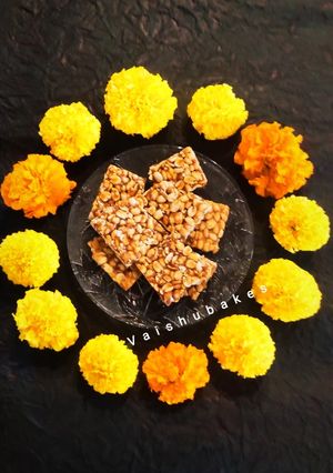 A picture of Peanut Cashew Til Chikki.