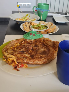 Una foto de La mejor empanada de atún casera... ¡SIN HORNO!