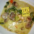 Ikan pari asap campur tempe kuah santan