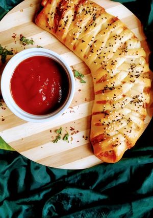 A picture of Chicken bread.