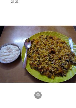 Veg Biryani (वेज बिरयानी)in Hindi रेसिपी मुख्य फोटो