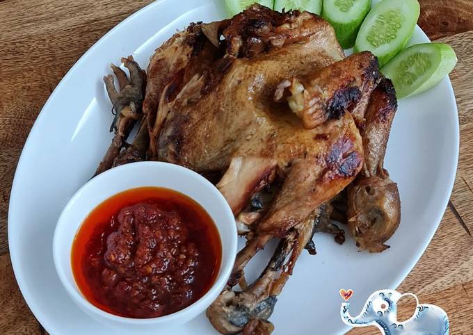 Langkah Mudah untuk Membuat Ayam Goreng Bacem, Menggugah Selera