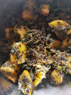 मेथी आलू (Methi aloo recipe in hindi) रेसिपी मुख्य फोटो
