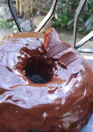 Una foto de Torta de naranja con cobertura😋