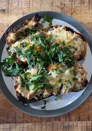 A picture of Tuna Melt.