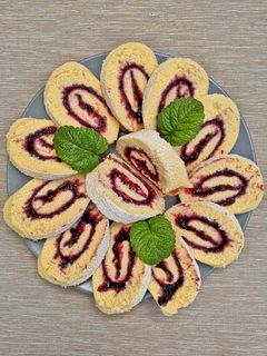 Piskótatekercs recept fotója