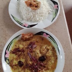 Curry pakora (traditional dish) A picture of Curry pakora (traditional dish).