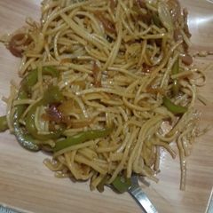 A picture of Hakka noodles.
