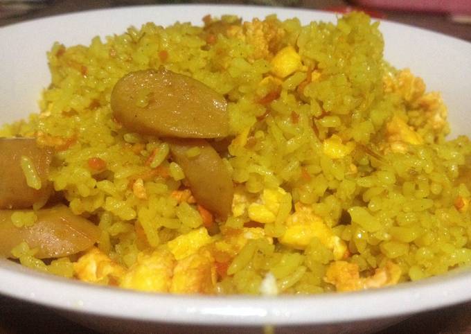 Nasi Goreng Kuning Ebi Sosis