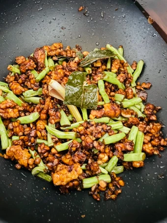 Langkah Gampang Membikin Resep Oseng tempe buncis yang Lezat Sekali Anti Ribet, Uenak Banget