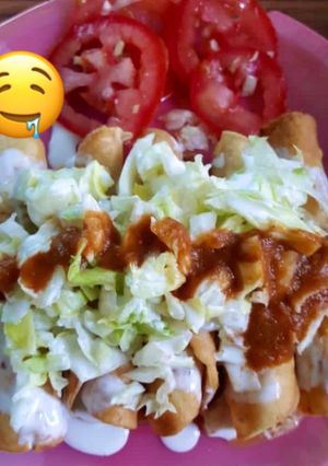 Una foto de Flautas de pollo 🐔