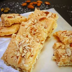 A picture of Coconut Burfi.