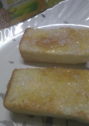 বাটার টোস্ট (butter toast recipe in Bengali) রেসিপির প্রধান ছবি