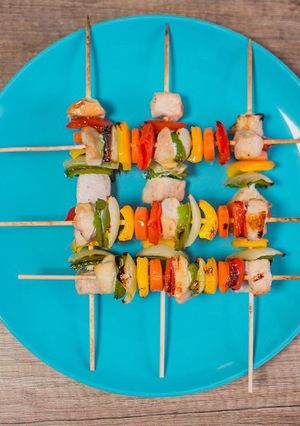 Una foto de Brochetas de pollo