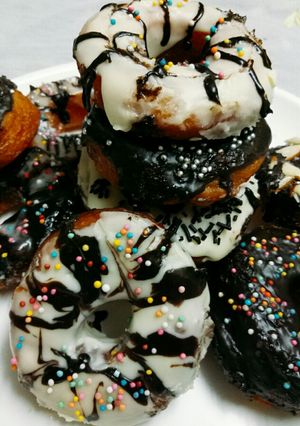 A picture of Eggless Donuts.
