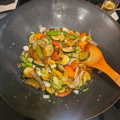 A picture of Veggie Lo Mein Stir Fry.