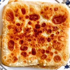 Square chapati A picture of Square chapati.